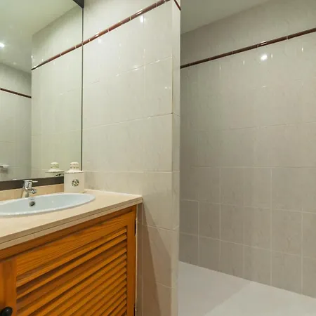 Appartement Club Paraiso 101 *